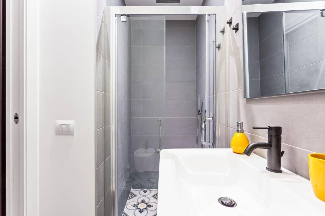 Ferienwohnung Design And New Flat In Navigli District Mailand Exterior foto